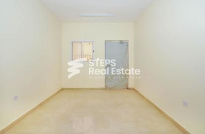 Warehouse - Studio for rent in East Industrial Street - Birkat Al Awamer - Al Wakra