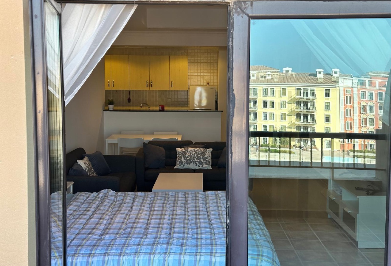 ELEGANT STUDIO FULLY FURNISHED APARTMENT FOR SALE thumbnail 14