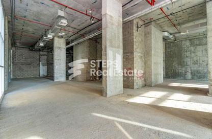 Show Room - Studio - 1 Bathroom for rent in Burj Al Marina - Marina District - Lusail