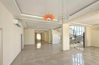 Villa - 7 Bedrooms - 7+ Bathrooms for rent in Rawdat Al Hamama - Al Daayen