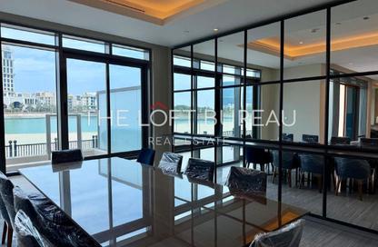 Villa - 5 Bedrooms - 7 Bathrooms for rent in Abraj Bay - Abraj Quartiers - The Pearl Island - Doha