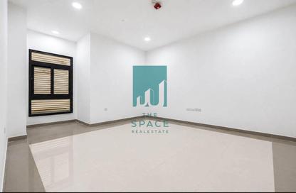 Apartment - 2 Bedrooms - 2 Bathrooms for rent in Fereej Bin Mahmoud - Doha