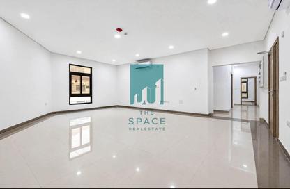 Apartment - 2 Bedrooms - 2 Bathrooms for rent in Fereej Bin Mahmoud - Doha