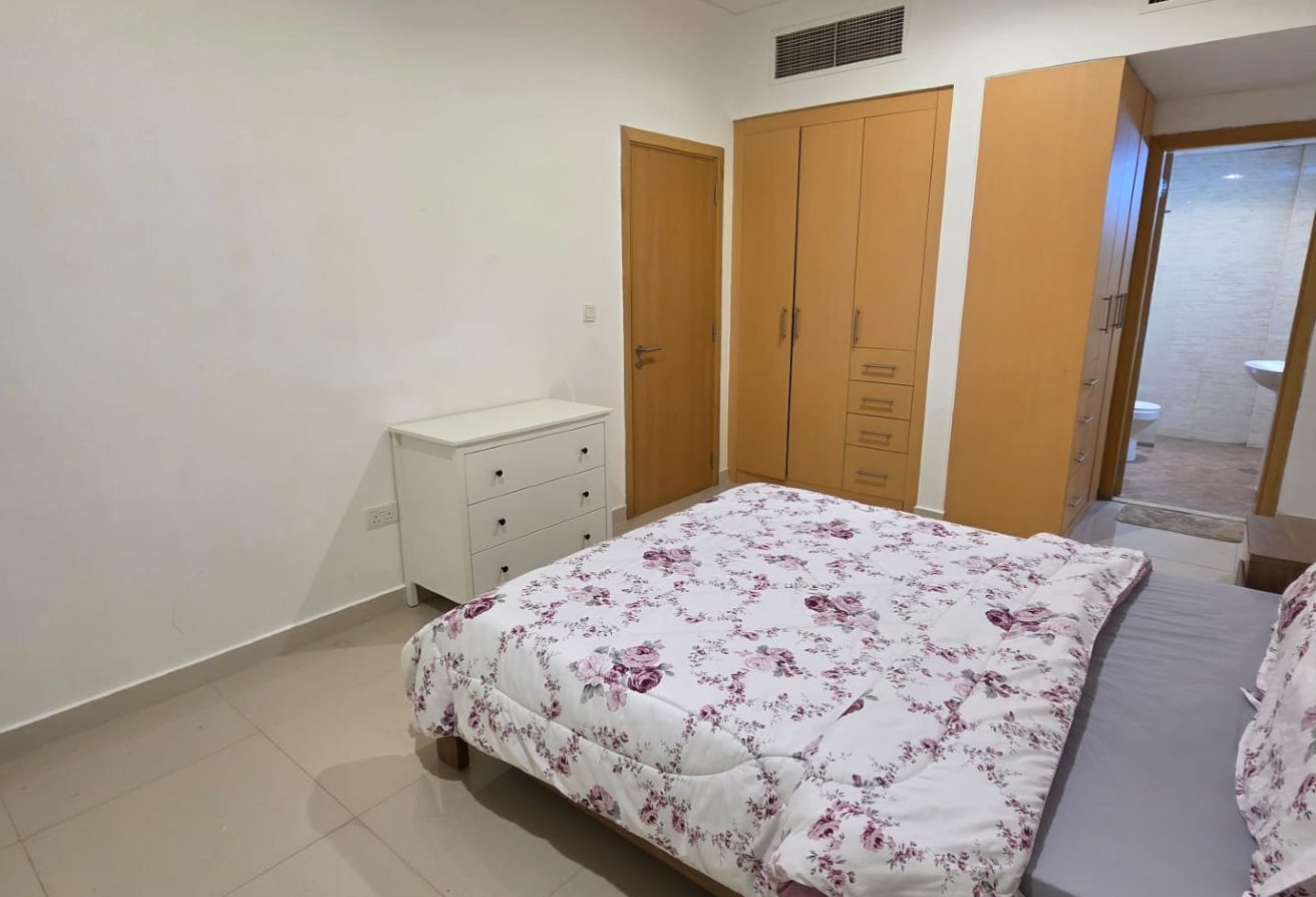 COZY 1 BHK FULLY FURNISHED BEST PRICE IN FOX HILLS thumbnail 2