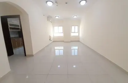 Apartment - 2 Bedrooms - 3 Bathrooms for rent in Al Mansoura - Al Mansoura - Doha