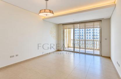 Apartment - 1 - 2 for rent in Viva West - Viva Bahriyah - The Pearl Island - Doha