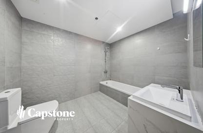 Apartment - 1 Bedroom - 2 Bathrooms for rent in Rivan Building - Al Erkyah City - Lusail