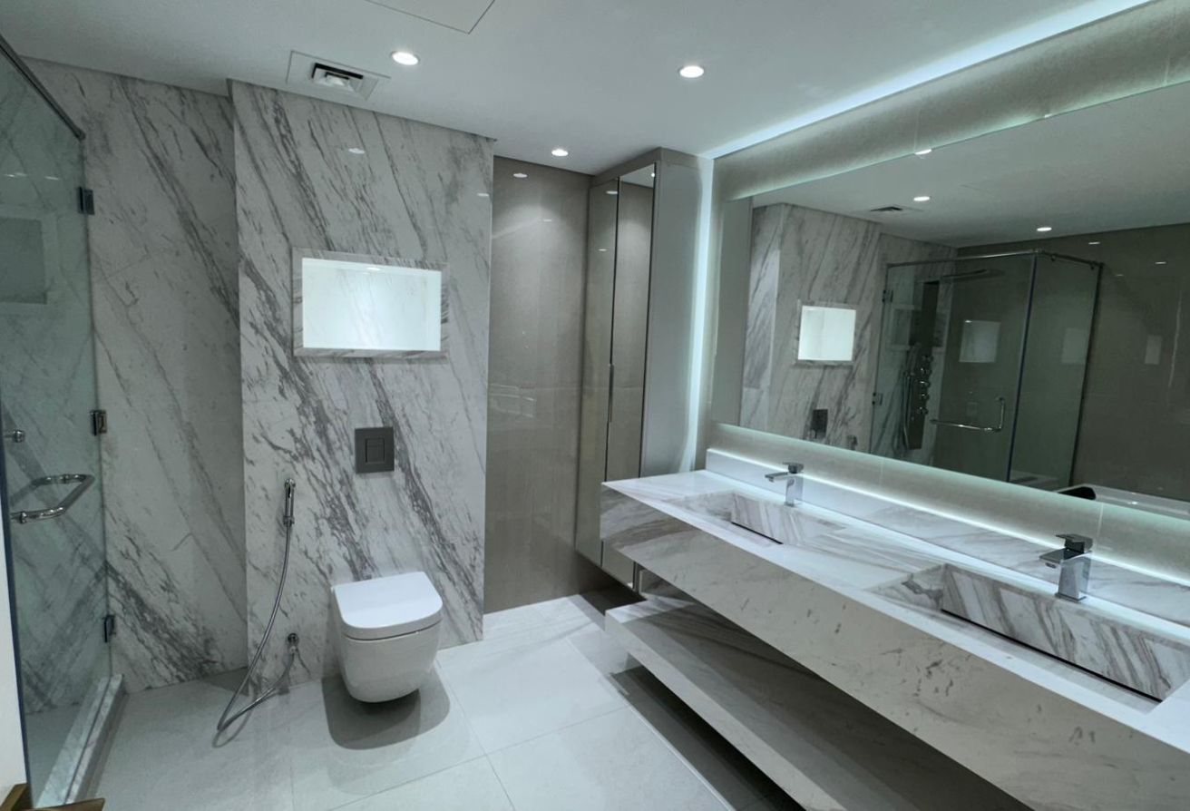 Fully Renovated 2BHK | Porto Arabia | For Sale thumbnail 7