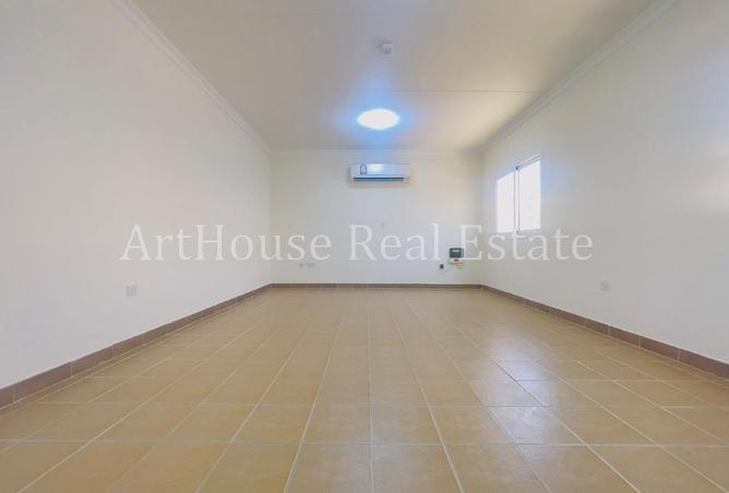 1025392 - Property Image 2