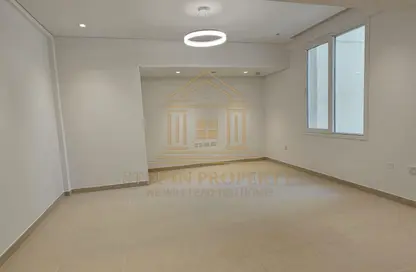 شقة - 2 غرف نوم - 2 حمامات للايجار في برج الخير - شارع الكورنيش - شارع الكورنيش - الدوحة