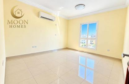 Apartment - 3 - 3 for rent in Umm Ghwailina Comm - Umm Ghuwalina - Umm Ghuwailina - Doha Apartment - 3 - 3 for rent in Umm Ghwailina Comm - Umm Ghuwalina - Umm Ghuwailina - Doha
