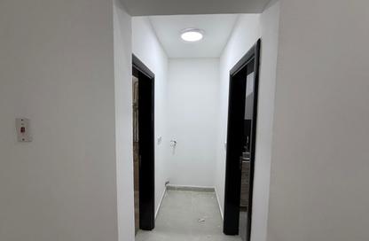 Apartment - Studio - 1 Bathroom for rent in Rawdat Al Hamama - Al Daayen