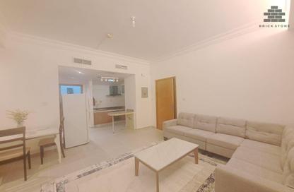 Apartment - 1 Bedroom - 1 Bathroom for rent in Al Sadd Road - Al Sadd - Doha Apartment - 1 Bedroom - 1 Bathroom for rent in Al Sadd Road - Al Sadd - Doha