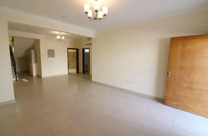Apartment - 3 Bedrooms - 3 Bathrooms for rent in Al Kheesa - Al Kheesa - Umm Salal Mohammed