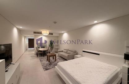 Apartment - Studio - 1 Bathroom for rent in Viva West - Viva Bahriyah - The Pearl Island - Doha
