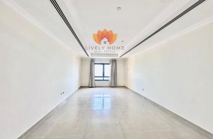 Apartment - Studio - 1 Bathroom for rent in East Porto Drive - Porto Arabia - The Pearl Island - Doha