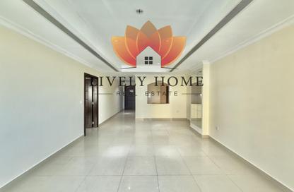 Apartment - 1 - 2 for rent in West Porto Drive - Porto Arabia - The Pearl Island - Doha Apartment - 1 - 2 for rent in West Porto Drive - Porto Arabia - The Pearl Island - Doha