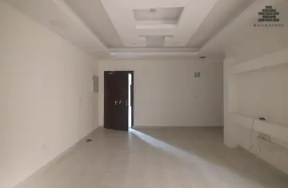 Apartment - 2 Bedrooms - 1 Bathroom for rent in Al Jazeera Street - Fereej Bin Mahmoud North - Fereej Bin Mahmoud - Doha