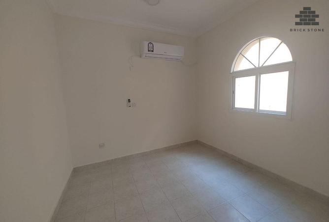 1030074 - Property Image 3