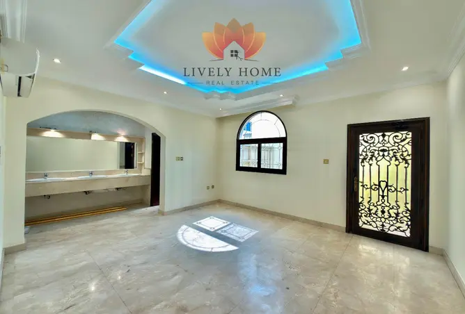 62350662 - Property Image 3