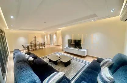 Apartment - 2 Bedrooms - 2 Bathrooms for rent in Al Sadd Road - Al Sadd - Doha