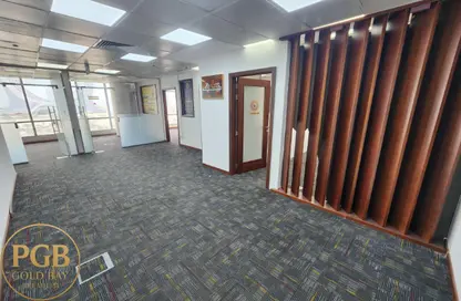 مساحات مكتبية - استوديو - 6 حمامات للايجار في برج مارينا 02 - منطقة المارينا - الوسيل