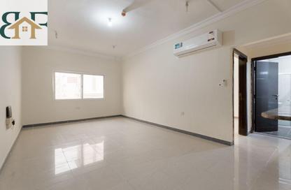 Apartment - 1 - 1 for rent in Al Mansoura - Al Mansoura - Doha