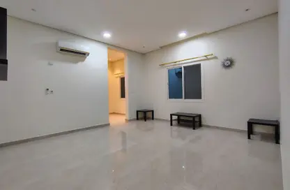 Apartment - 1 Bedroom - 1 Bathroom for rent in Ain Khaled Villas - Ain Khaled - Doha