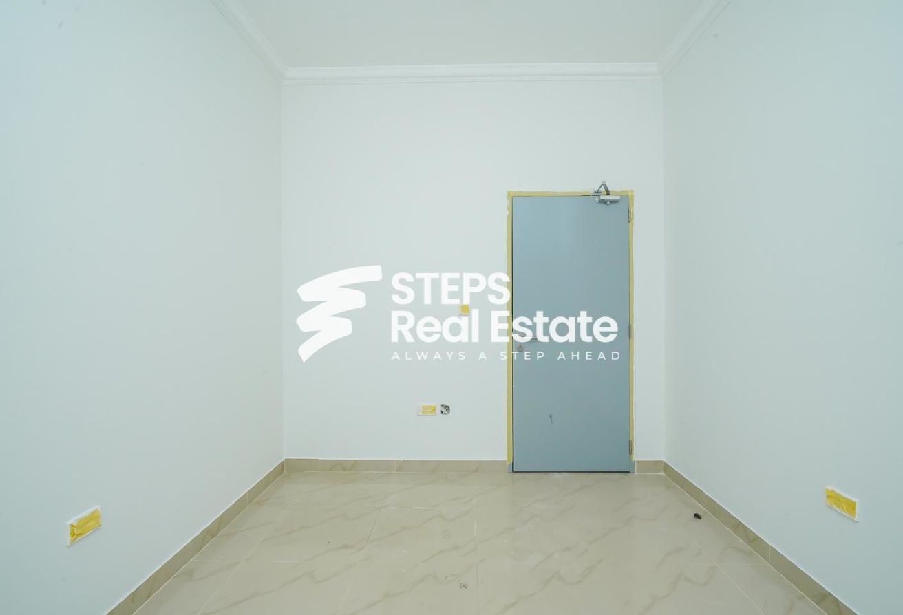 Labor Accommodation with 128 Rooms for Rent