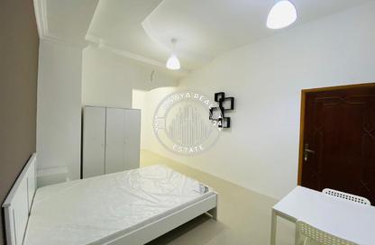 Villa - Studio - 1 Bathroom for rent in Bu Hamour Street - Abu Hamour - Doha
