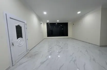 Villa - 6 Bedrooms - 7 Bathrooms for rent in Al Wukair - Al Wukair - Al Wakra