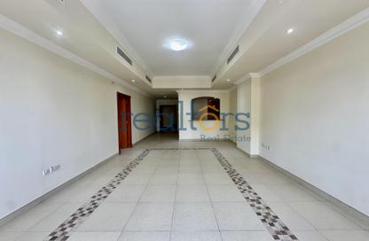Apartment - 1 Bedroom - 2 Bathrooms for rent in East Porto Drive - Porto Arabia - The Pearl Island - Doha Apartment - 1 Bedroom - 2 Bathrooms for rent in East Porto Drive - Porto Arabia - The Pearl Island - Doha