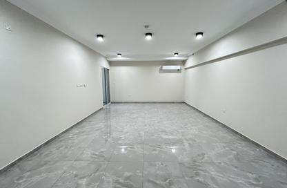 Apartment - 2 Bedrooms - 3 Bathrooms for rent in Musheireb Apartments - Musheireb - Doha Apartment - 2 Bedrooms - 3 Bathrooms for rent in Musheireb Apartments - Musheireb - Doha