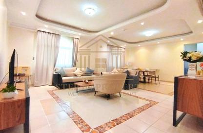 Apartment - 2 Bedrooms - 3 Bathrooms for rent in Al Sadd Road - Al Sadd - Doha