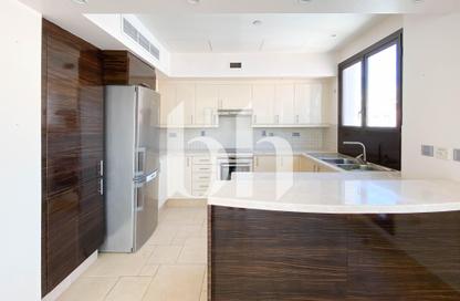 Apartment - 3 - 4 for rent in Qanat Quartier - The Pearl Island - Doha