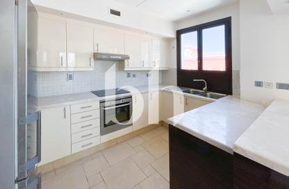 Apartment - 3 - 4 for rent in Qanat Quartier - The Pearl Island - Doha