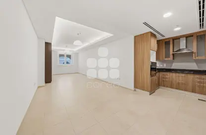 Apartment - 1 Bathroom for rent in Viva East - Viva Bahriyah - The Pearl Island - Doha