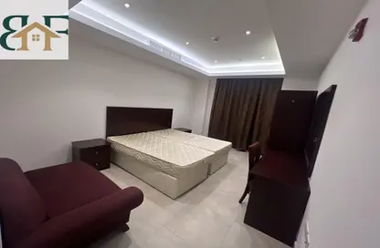 Apartment - 2 Bedrooms - 2 Bathrooms for rent in Umm Ghwailina Comm - Umm Ghuwalina - Umm Ghuwailina - Doha