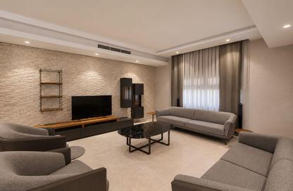 Compound - 4 Bedrooms - 5 Bathrooms for rent in Al Maamoura - Al Maamoura - Doha