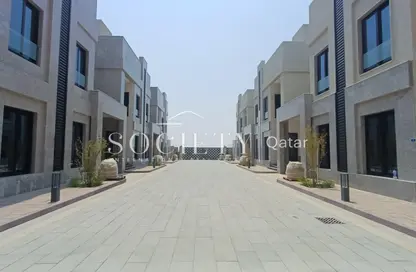 Villa - 4 Bedrooms - 6 Bathrooms for rent in Al Kheesa - Al Kheesa - Umm Salal Mohammed