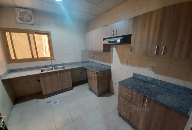 63807420 - Property Image 2