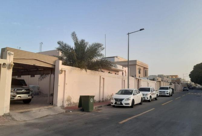 1009615 - Property Image 3