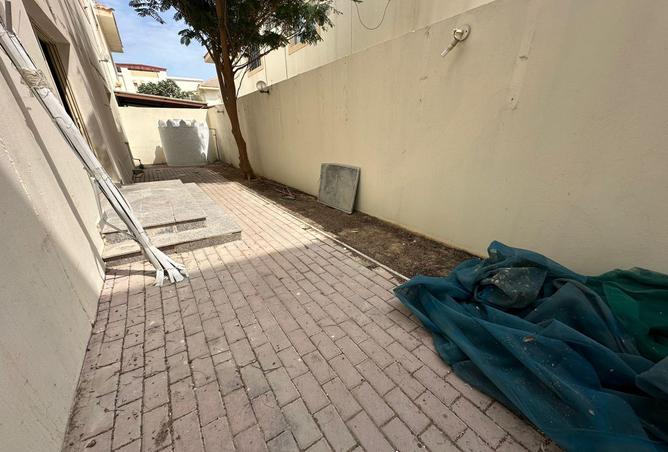 52270882 - Property Image 2