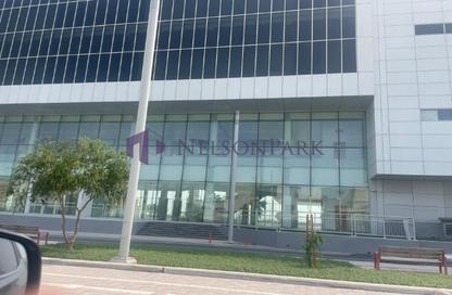 Show Room - Studio - 2 Bathrooms for rent in Bu Hamour Street - Abu Hamour - Doha