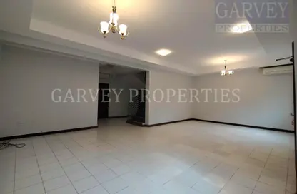 مجمع سكني - 4 غرف نوم - 3 حمامات للايجار في الريان - الدوحة