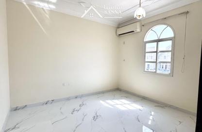 مجمع سكني - 5 غرف نوم - 4 حمامات للايجار في الثمامة - الثمامة - الدوحة