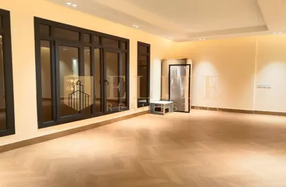 Apartment - 2 Bedrooms - 2 Bathrooms for rent in Al Nasr Street - Al Nasr - Doha