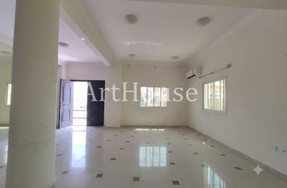 Villa - 5 - 5 for rent in Muraikh - AlMuraikh - Doha Villa - 5 - 5 for rent in Muraikh - AlMuraikh - Doha