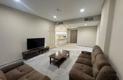 Apartment - 2 Bedrooms - 3 Bathrooms for rent in Giardino Apartments - The Pearl Island - Doha