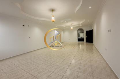 Villa - 6 - 6 for rent in Onaiza Street - Diplomatic Area - Doha Villa - 6 - 6 for rent in Onaiza Street - Diplomatic Area - Doha